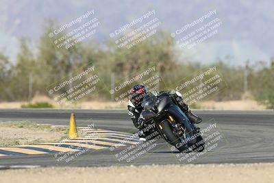 media/Nov-16-2025-Race Pace (Sun) [[8c5fa54630]]/Verified Riders/2-Turn 7 (945am)/